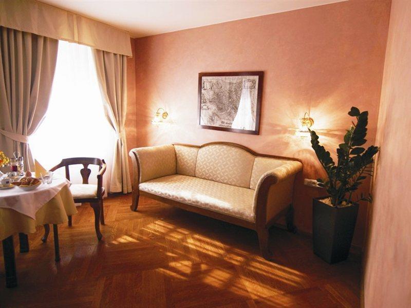 Roma 4* Prague